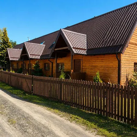 Tatarak Na Mazurach Przy Jeziorze Walpusz - Nr 2 Segment W Zabudowie Szeregowej Stare Kiejkuty
